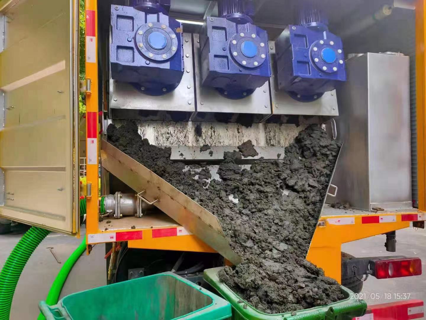 武宣化粪池清掏城市维护站-泥浆净化干湿分离处理